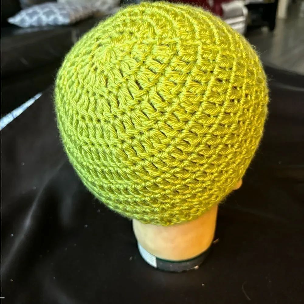 NEW Handmade Crocheted Adult Hat - Picture 8 of 8